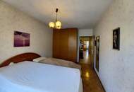 Charmante, ruhig gelegene 3 Zimmer-Wohnung, zentral begehbar, mit Balkon - WG geeignet