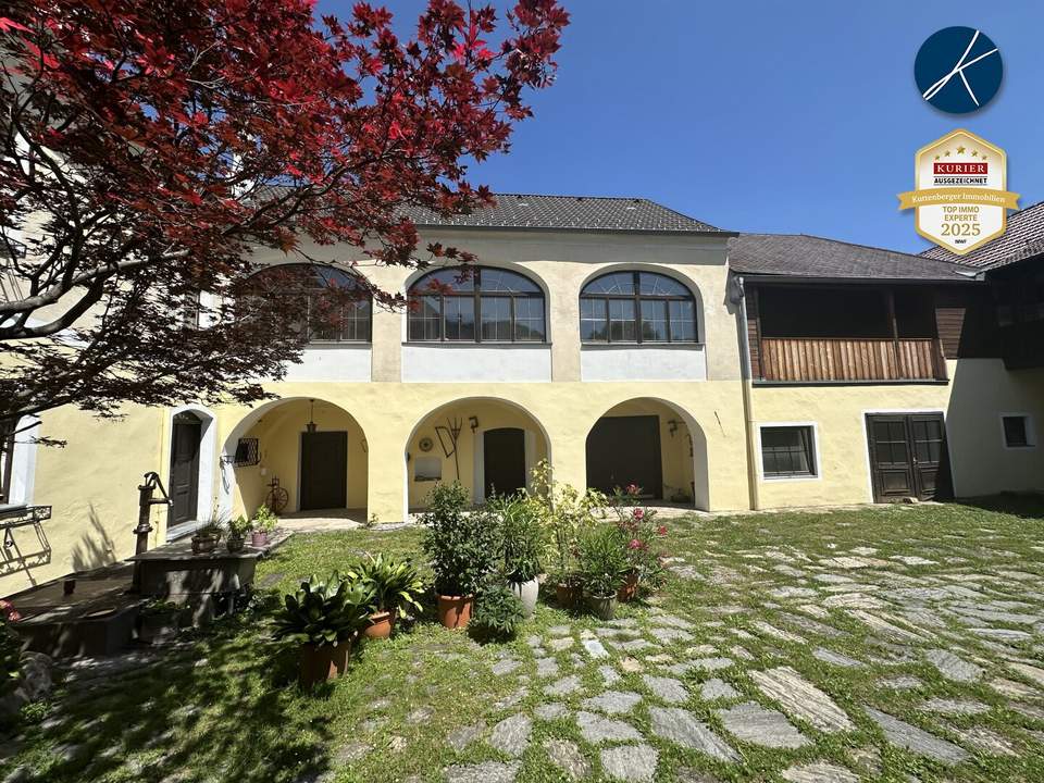 Großzügiges Haus mit Potenzial in guter Lage von Furth bei Göttweig