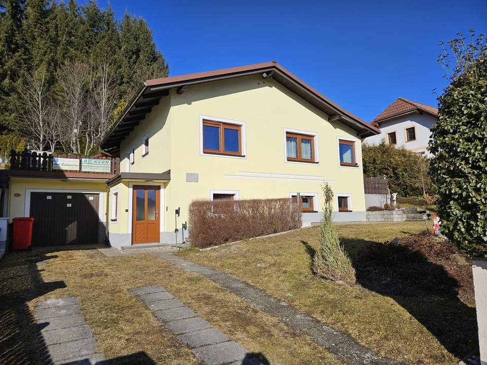 Einfamilienhaus mit großzügigem Garten in Siedlungslage