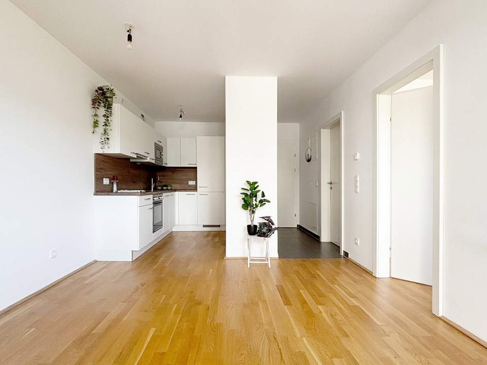 KOMPAKTE SONNIGE WOHNUNG MIT WEST-BALKON - SUPER ANBINDUNG