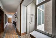 NEU! Stilaltbau im Schottenfelder Hof! Hofseitige Ruhelage mit Grünblick!