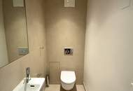 Nähe Urania! Perfekt aufgeteilte 4-Zimmer DG-Wohnung mit Balkon, 1030!