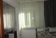 Gepflegtes Einfamilienhaus mit Pool in Top Lage !