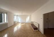 Traumhafte 3-Zimmer-Eigentumswohnung, Erstbezug nach Sanierung // Fantastic 3-room condominium, first occupancy after renovation in //