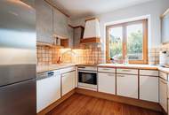 WOHNEN AM SEE - Absolute Rarität in unmittelbarer Seenähe mit Bergblick - 5 Zimmer Erdgeschoßwohnung mit großzügigen Räumlichkeiten