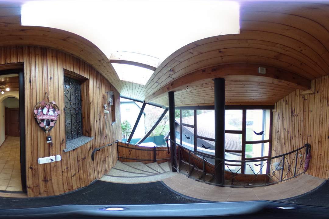 Hausetage im EG mit Garten und Garage zur Miete ***PROVISIONSFREI für den Mieter***