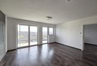 Helle Mietwohnung im 1.OG in absoluter Ruhelage mit Freisicht samt Ostbalkon, Loggia, Carport mit Abstellraum und ein Parkplatz.