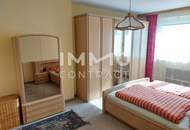 NAHE STADTHALLE: SCHÖNE HELLE 3-ZI. WOHNUNG + WOHNKÜCHE MIT WESTLOGGIA UND PARKPLATZ