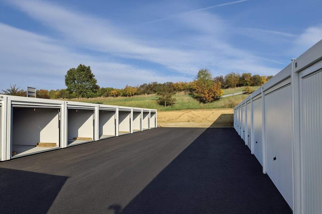 MIETGARAGEN UND STELLPLÄTZE IN KIRCHSTETTEN - DIREKT AN DER WESTBAHN