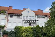 3 Zimmer mit Balkon inklusive Tiefgaragen-Stellplatz, Hoflage!