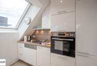 Ab Dezember: zentral begehbare 3 Zimmer Dachgeschoss Wohnung mit südseitigem Balkon im Herzen Döblings!