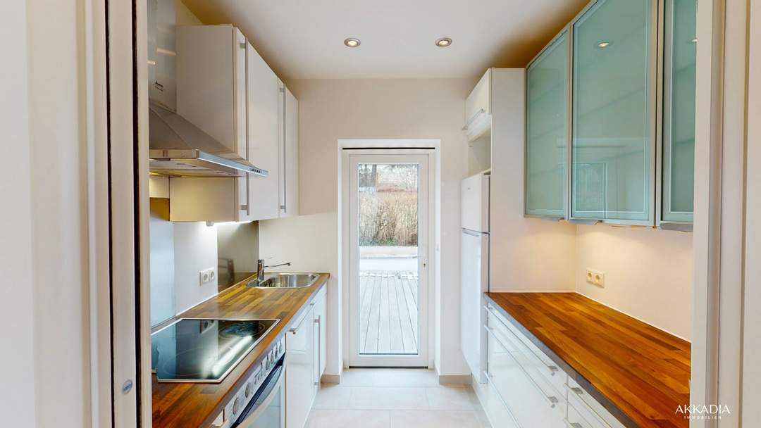 Einfamilienhaus in erhöhter Lage mit Garten und Weitblick