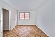 Traumhafte Dachgeschoßwohnung in Tulln: Erstbezug mit 2 Balkonen und Terrasse!