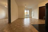 SUPER-LAGE! Neu sanierte, coole 2-Zimmer Gartenwohnung! Sonnenterrasse + großer Eigengarten + TIEFGARAGE in der Oberen Teichstraße, 8010 Graz!