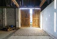 Ein Vierkanthof wie aus dem Bilderbuch – liebevoll renoviertes Wohnhaus und traumhafter Innenhof