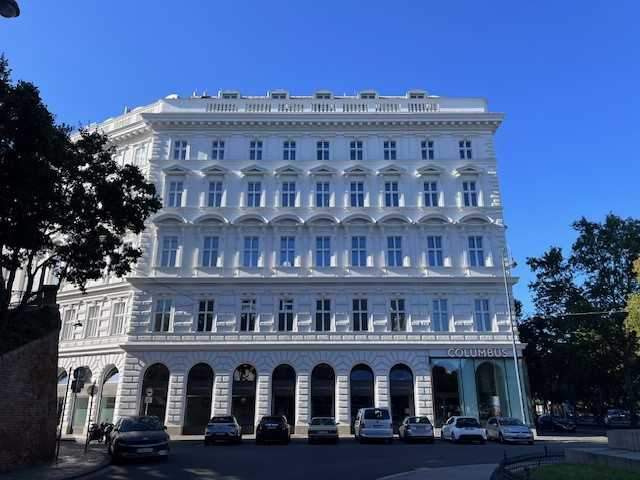 Altbaubüro in prominenter Lage!