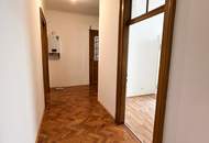 4-Zimmer Altbauwohnung im Herzen der Stadt!