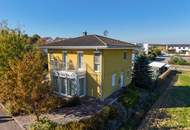 Wohnhaus mit Pool in ruhiger Siedlungsrandlage!