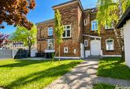 BACKSTEINBAU MIT HAUSCHARAKTER FRISCH SANIERTE 4-ZIMMER FAMILIENWOHNUNG, SOFORT BEZUGSFERTIG