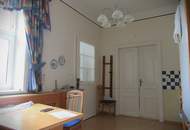 ALTBAU – AUSSERGEWÖHNLICHES EINFAMILIENHAUS AUF GROSSEM GRUNDSTÜCK