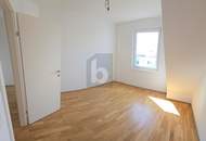 NEUE STILVOLLE 3-ZIMMER-DACHGESCHOß-WOHNUNG MIT TERASSE