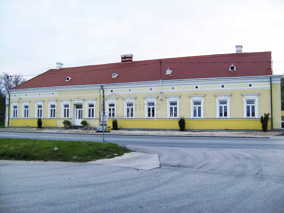 Gewerbeobjekt im Bezirk Hollabrunn steht zum Verkauf !!!