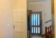 Gediegene Stadtvilla in gutem Originalzustand mit schönem Garten