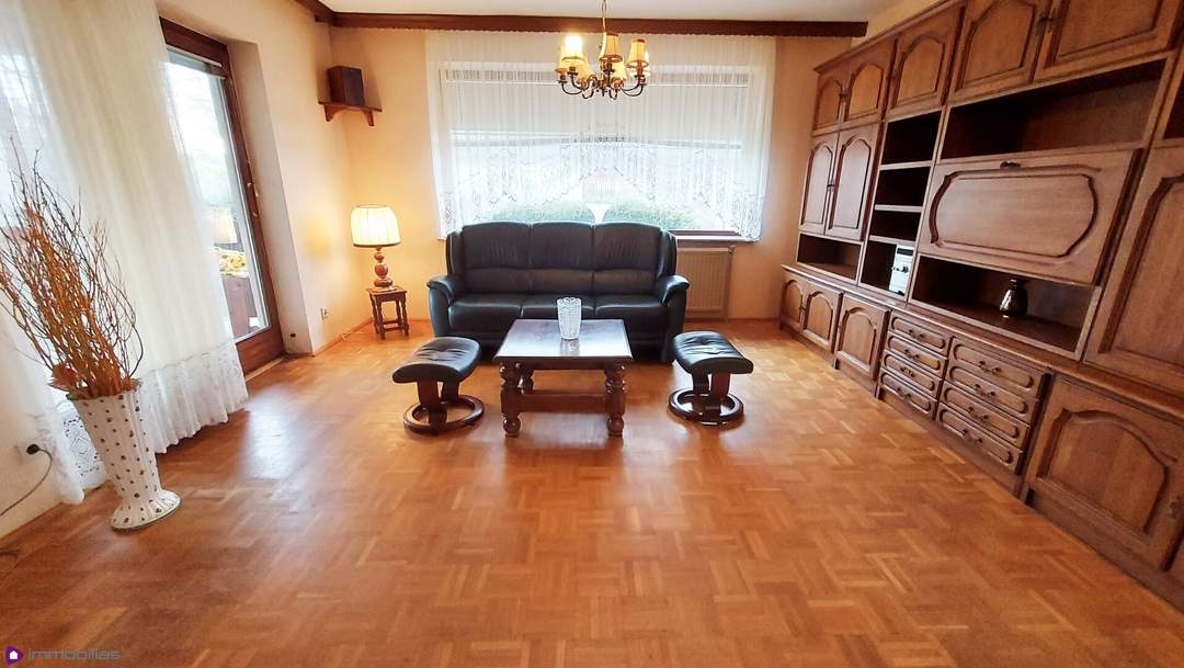 Nostalgie pur...Gemütliches Wohnen mit Garten und Garage in 1220 Wien - Einfamilienhaus zur Miete