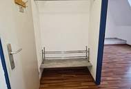 DACHGESCHOSS, U3-NÄHE, 52 m2 Maisonette, 2 Zimmer, Kochnische, Duschbad, Meiselstraße