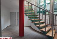 Präsenz an der Hauptstraße – großzügiges Geschäftslokal auf zwei Ebenen