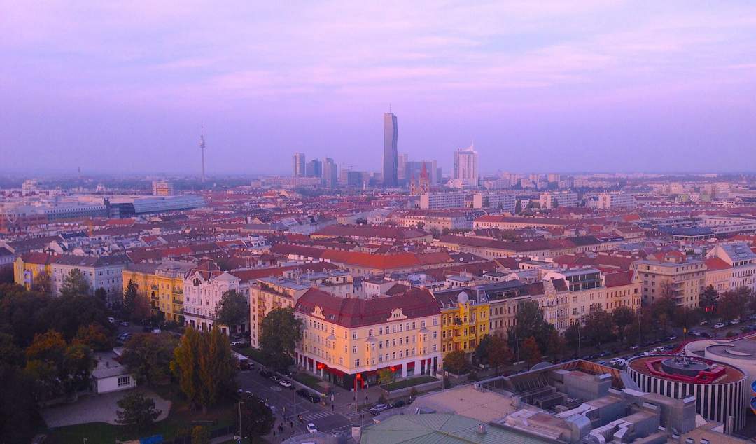 Wir suchen Anlageimmobilien Wohnen, Gewerbe und gemischt: Wohnhausanlagen, Bürohäuser, FMZ,