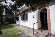 Gemütlicher Ferienbungalow mit feinen Details - 51m² plus überdachte Terrasse, Carport und gepflegtem Garten!