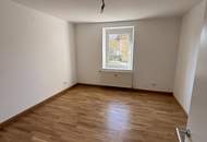 Sonnendurchflutete 2-Zimmer-Wohnung mit herrlichem Grünblick im beliebten Münichholz – liebevoll saniert, mit modernem Wohlfühlbad, praktischen Wohnräumen und perfekter Anbindung für alle, die Ruhe und Stadtnähe zugleich schätzen!