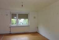 Sanierungsbedürftiges Einfamilienhaus mit Potential !