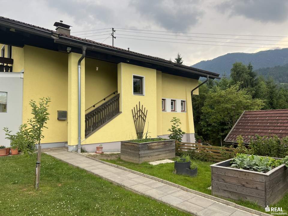 Ihre Wohlfühloase - 4 Zimmer mit 241m² Eigengarten! Beziehbar ab 1.8.2026