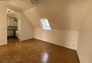 Gemütliche 2-Zimmer-Dachgeschoßwohnung mit Balkon in Graz Puntigam!