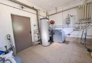 Solides Wohnhaus mit Nebengebäude und Pool in Kallham