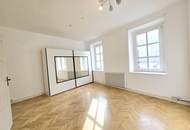 Mehrparteienhaus mit Parkplätzen im Zentrum von Spittal