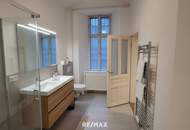 Sanierungsbedürftiger Altbau: 59 m², Potenzial für Wohnen, Büro oder Praxis, beim AKH Wien