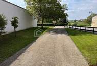 Einzigartiger Streckhof - liebevoll gepflegt!