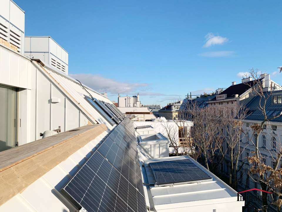 TOPLAGE und ERSTBEZUG: Straßenseitige, moderne 3-Zimmerwohnung mit großer Terrasse! Besichtigung ab Februar 2025 möglich!