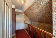 Wohnhaus mit solider Basis und Gestaltungsmöglichkeiten in guter Lage