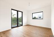 ERSTBEZUG | Exklusive Doppelhaushälfte | ca. 353 m² Garten | 4-5 Zimmer | Süd/Ost | Luftwärmepumpe | 2 KFZ-Stellplätze | 5 Minuten ins Zentrum Perchtoldsdorf