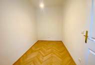 ERSTBEZUG! CHARMANTER 2 ZIMMER ALTBAU, U3 NÄHE