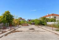 GRUNDSTÜCK "BAUBEWILLIGT" tolle Lage, Nähe SMZOst für Wohnbau, Garage im Rohbau bereits fertiggestellt