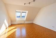 Traumhafte Dachgeschosswohnung mit Terrasse und Fernblick am Wilhelminenberg