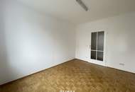 Miete: 4,5-Zimmer-Wohnung mit Balkon in zentraler Lage - perfekt auch als Studenten-WG