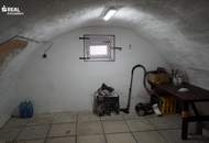 Gepflegtes Landhaus mit Carport, Nebengebäude, Garten und uneinsehbarem Innenhof