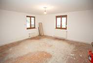 Ein- oder Mehrfamilienhaus samt Nebengebäuden im Bauland-Betriebsgebiet