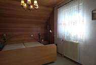 "Haus Emma - mit "Schirm, Charme &amp; Melone"